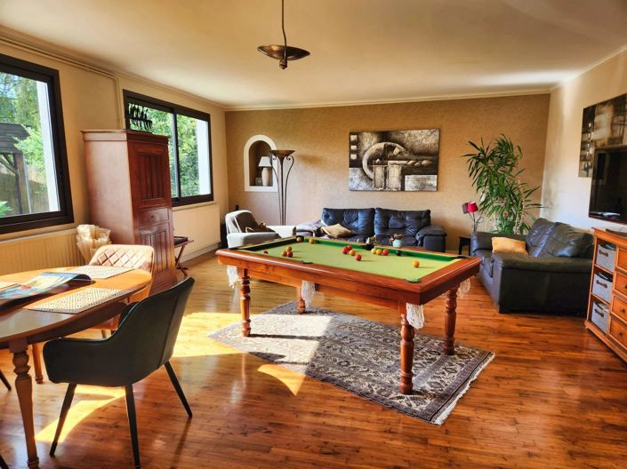 Image No.3-3 Bed House for sale