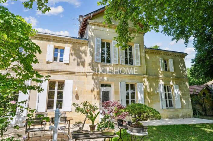 Image No.1-5 Bed House for sale