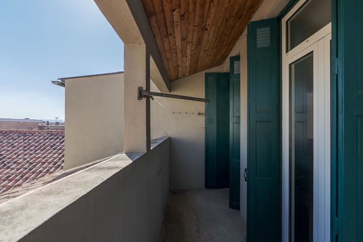 Image No.15-6 Bed House for sale