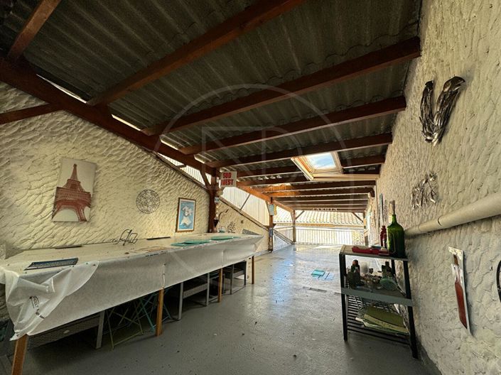 Image No.3-6 Bed House for sale