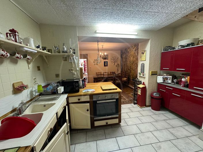 Image No.6-6 Bed House for sale