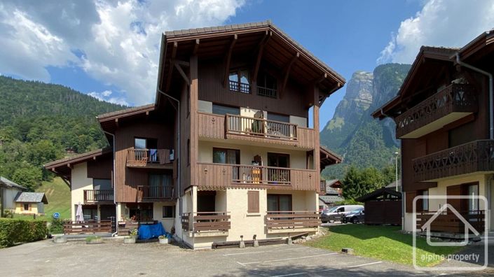 Image No.23-2 Bed Apartment for sale