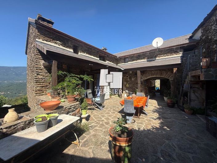 Image No.1-3 Bed House for sale
