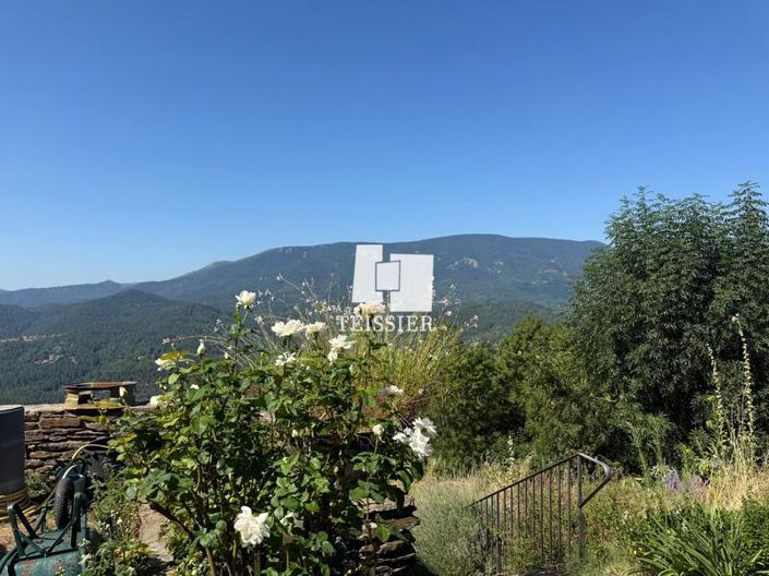 Image No.8-4 Bed House for sale