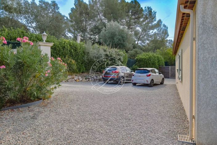 Image No.32-3 Bed House for sale