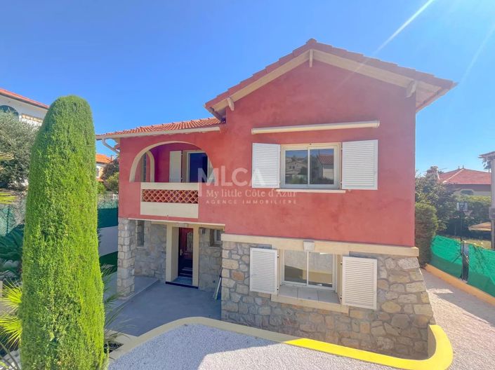 Image No.2-4 Bed House for sale