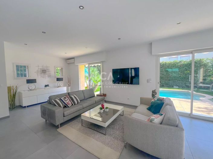 Image No.5-4 Bed House for sale