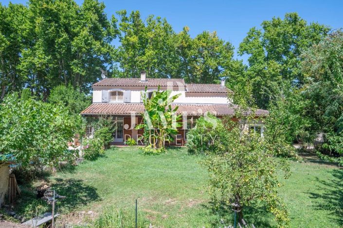 Image No.1-5 Bed House for sale