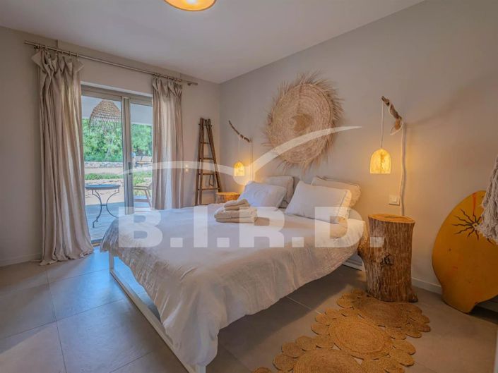 Image No.8-4 Bed House for sale