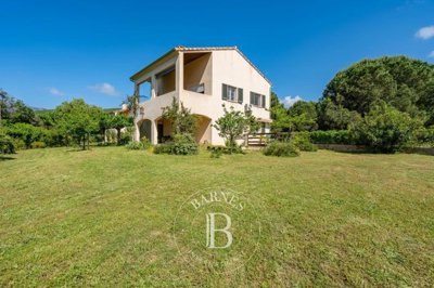 1 - Saint-Florent, House