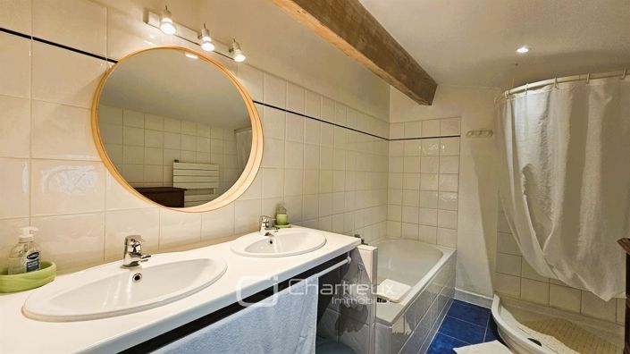 Image No.11-3 Bed House for sale