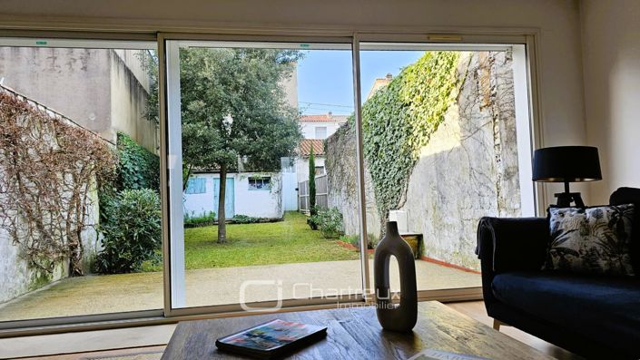 Image No.2-3 Bed House for sale