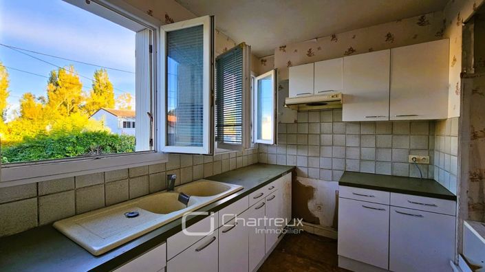 Image No.15-7 Bed House for sale