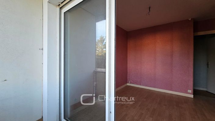 Image No.19-7 Bed House for sale