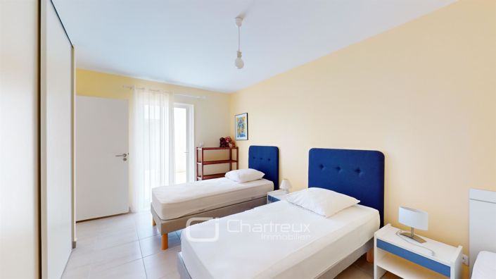 Image No.16-7 Bed House for sale