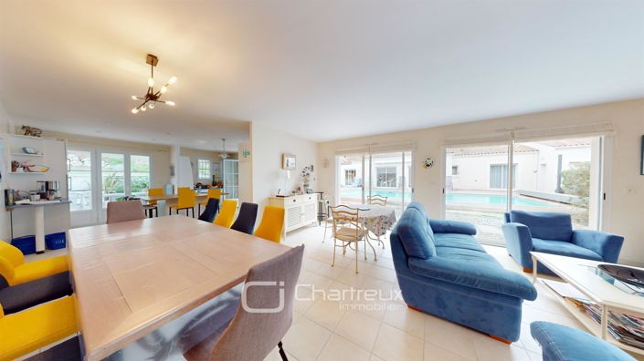 Image No.4-7 Bed House for sale