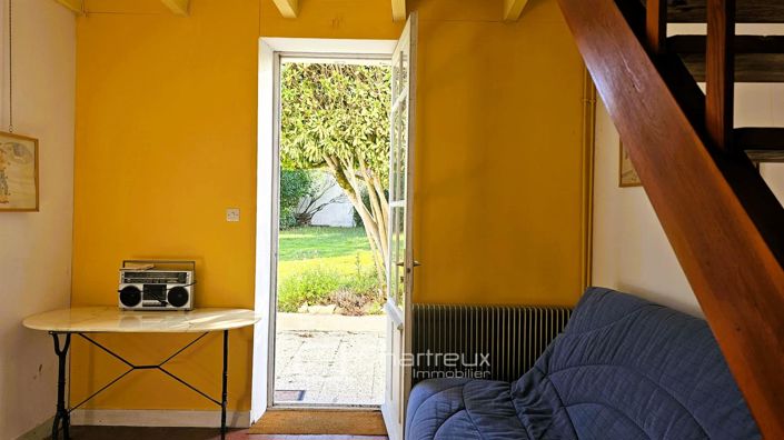 Image No.8-4 Bed House for sale