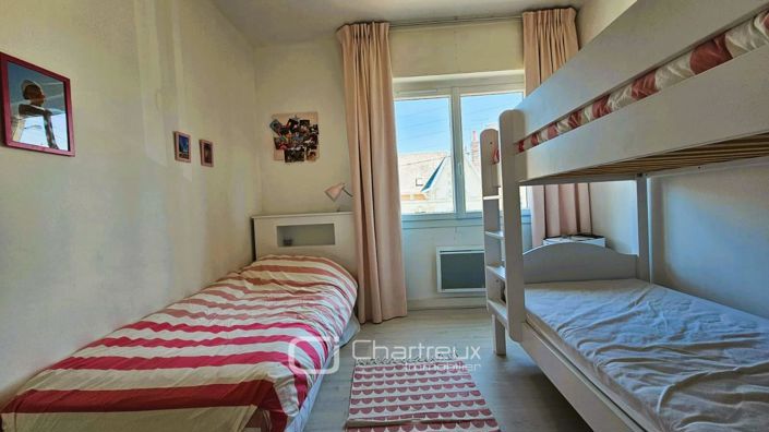 Image No.10-2 Bed Apartment for sale