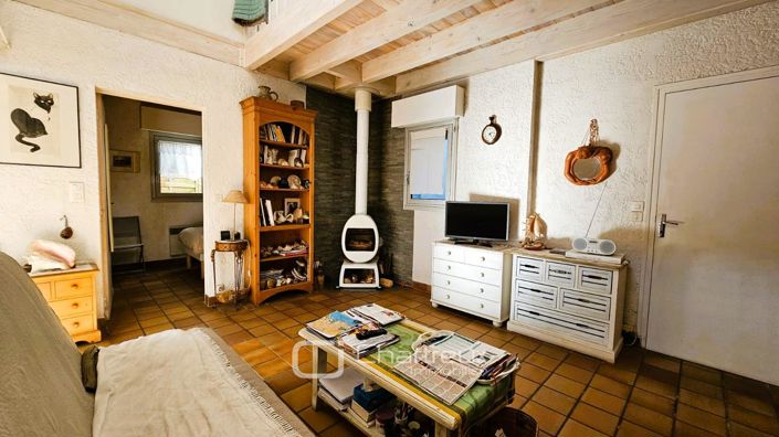 Image No.2-2 Bed House for sale