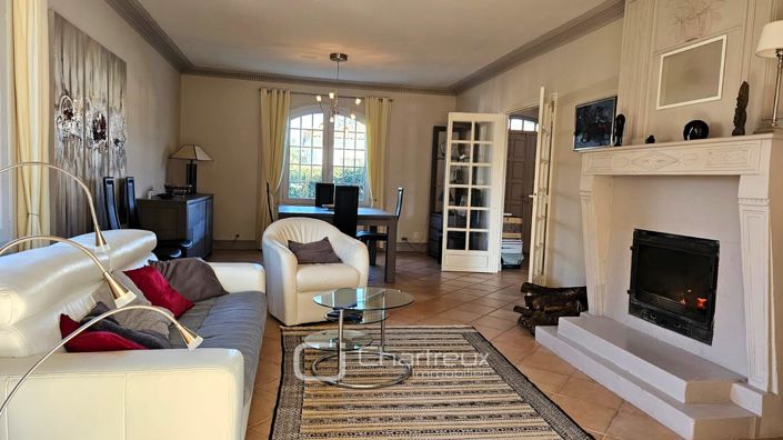 Image No.5-4 Bed House for sale