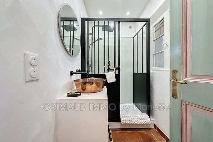 Image No.17-4 Bed House for sale