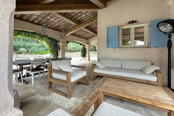 Image No.8-4 Bed House for sale