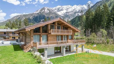 1 - Chamonix-Mont-Blanc, House