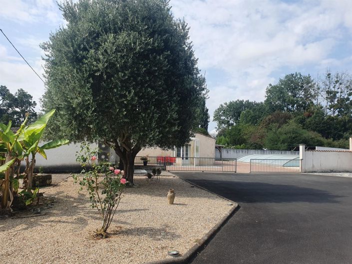 Image No.18-3 Bed House for sale