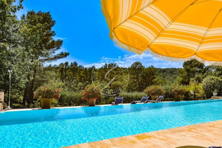 Image No.24-5 Bed House for sale