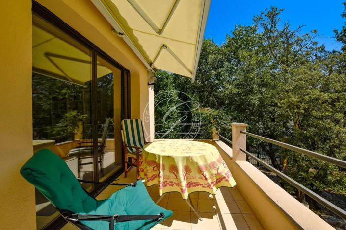 Image No.27-5 Bed House for sale