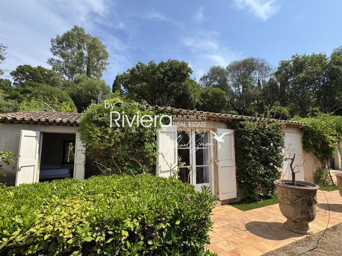 Image No.20-7 Bed House for sale