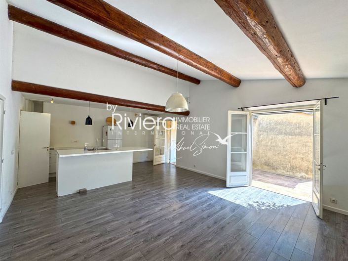 Image No.22-7 Bed House for sale