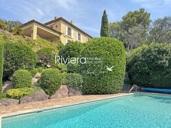 Image No.5-7 Bed House for sale