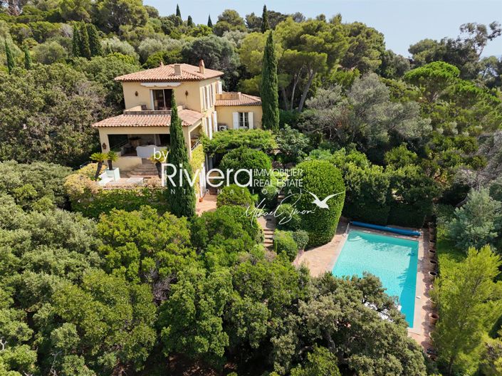 Image No.7-7 Bed House for sale