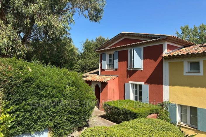 Image No.2-4 Bed House for sale