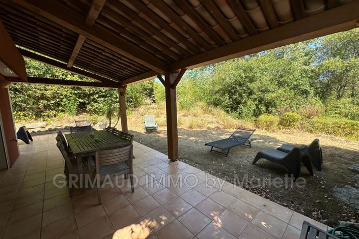 Image No.9-4 Bed House for sale