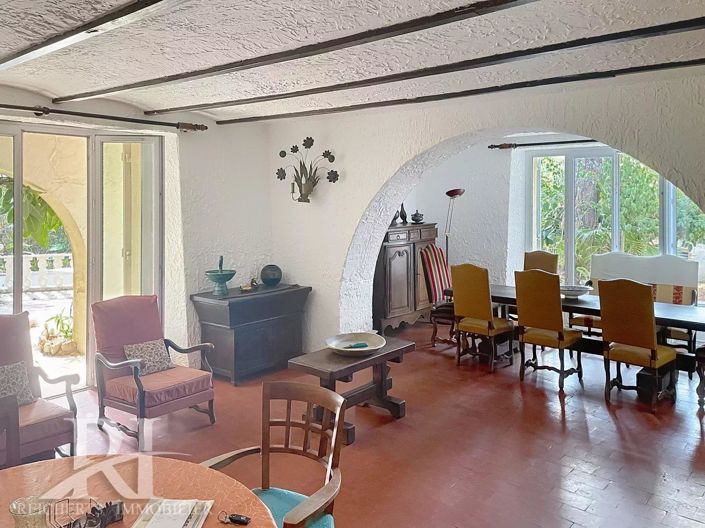 Image No.4-4 Bed House for sale