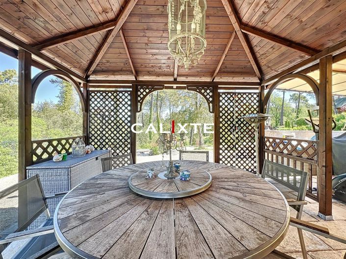 Image No.13-4 Bed Property for sale