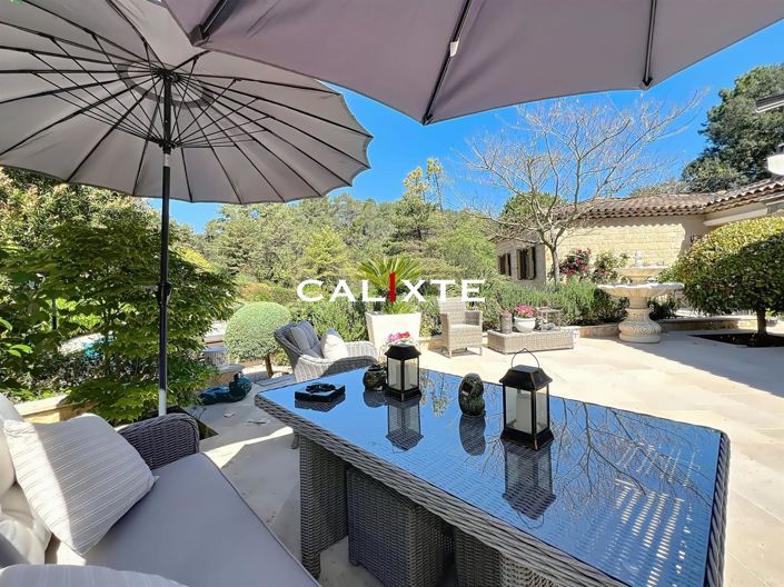 Image No.17-4 Bed Property for sale