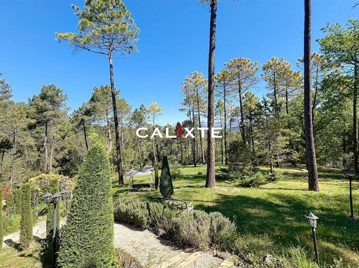 Image No.2-4 Bed Property for sale