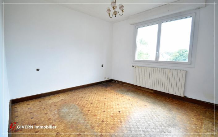 Image No.5-5 Bed House for sale