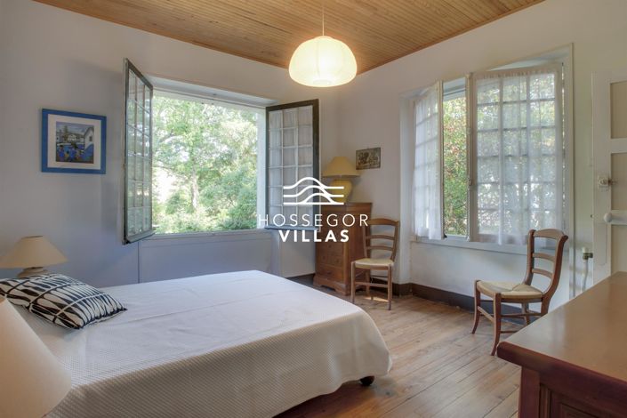 Image No.5-7 Bed House for sale