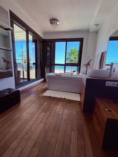 Image No.14-3 Bed Apartment for sale