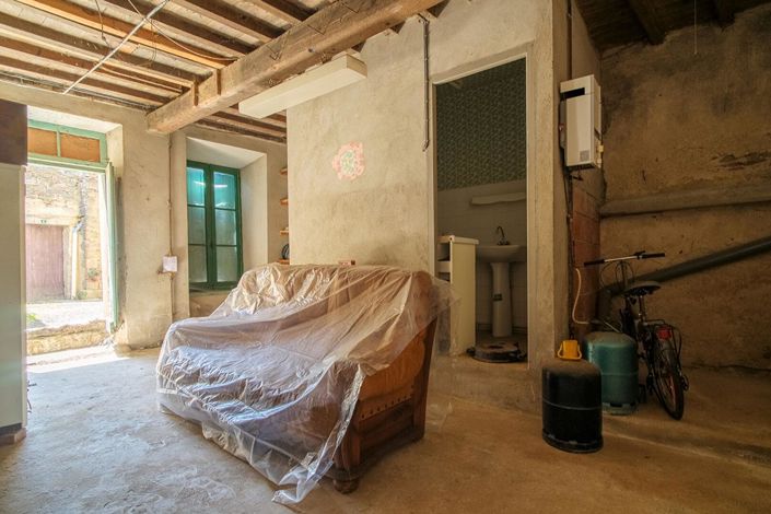 Image No.6-2 Bed House for sale