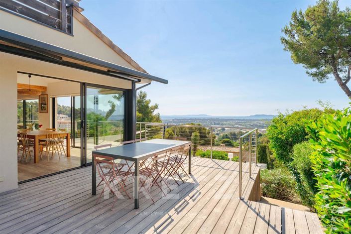 Image No.13-7 Bed House for sale