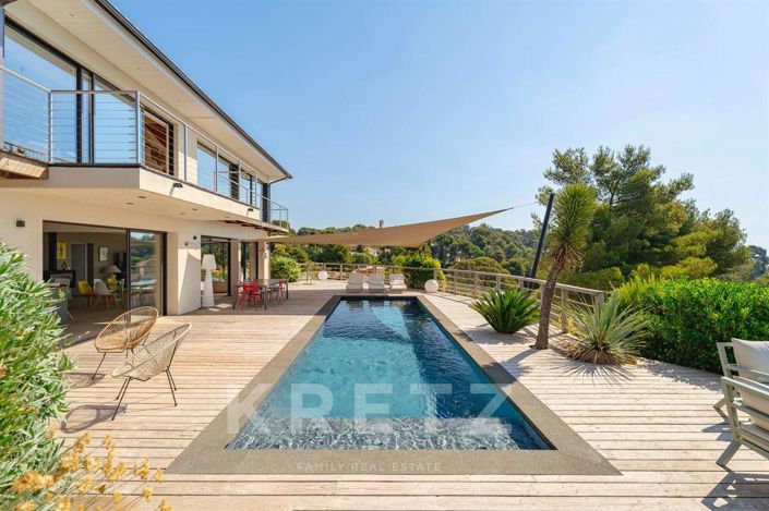 Image No.5-7 Bed House for sale