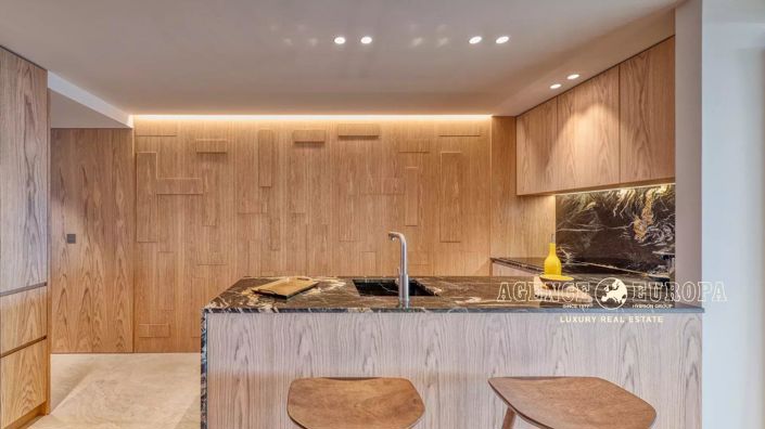 Image No.9-3 Bed Apartment for sale