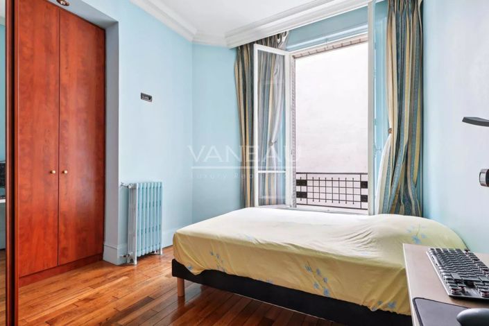 Image No.11-3 Bed Apartment for sale