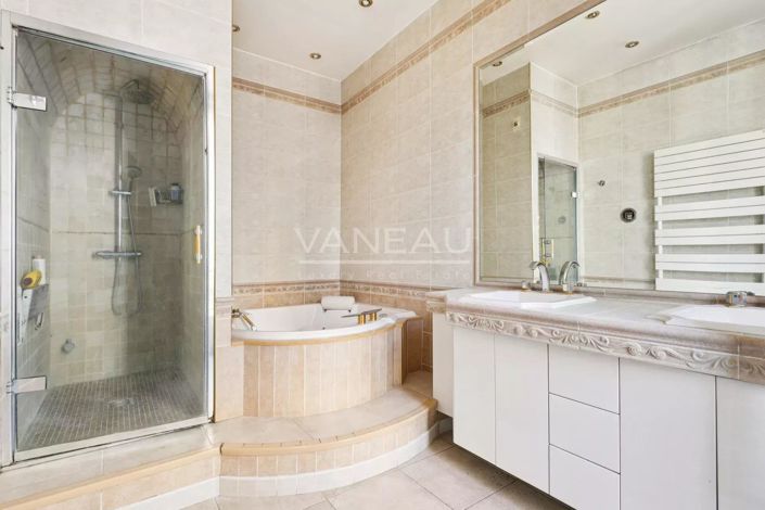 Image No.13-3 Bed Apartment for sale