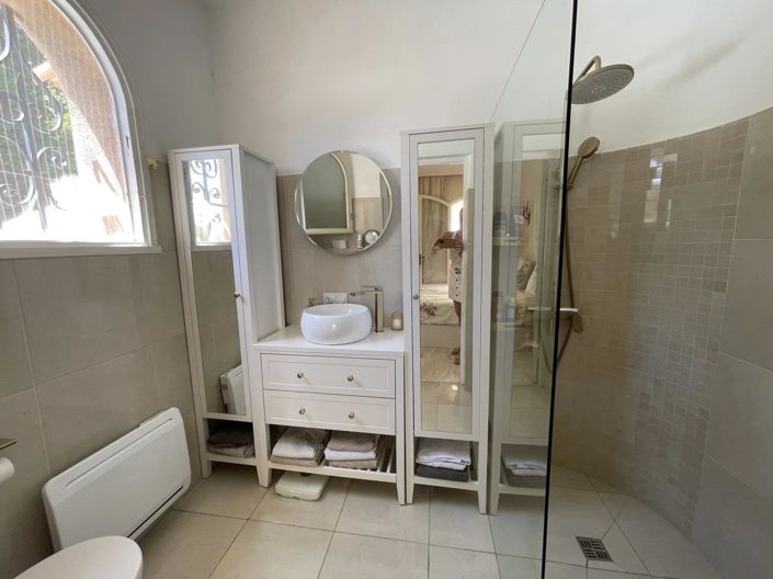 Image No.12-4 Bed House for sale